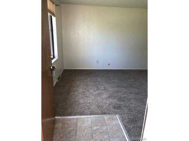 3015 S Delaware St, Englewood, CO 80110