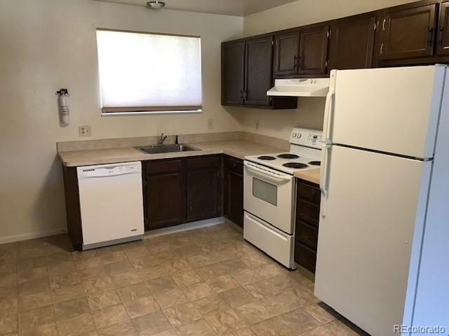3015 S Delaware St, Englewood, CO 80110
