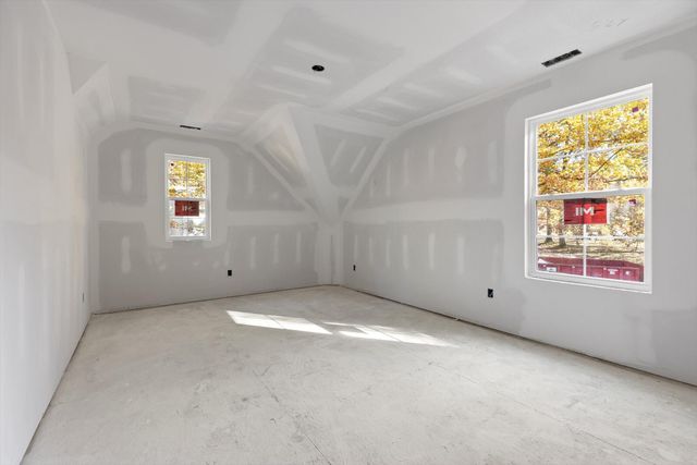 2127 Oak Street, Signal Mountain, TN 37377