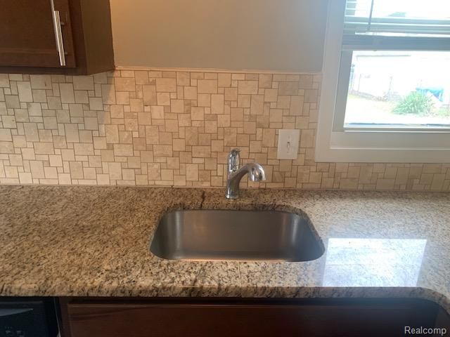 5969 Fellrath Street, Taylor, MI 48180