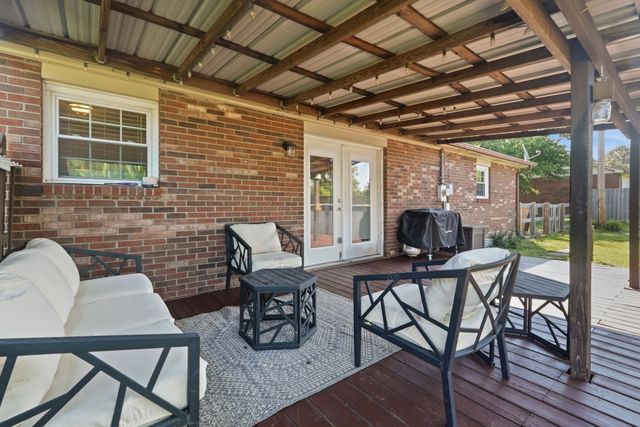 800 Old Gallatin Rd, Portland, TN 37148