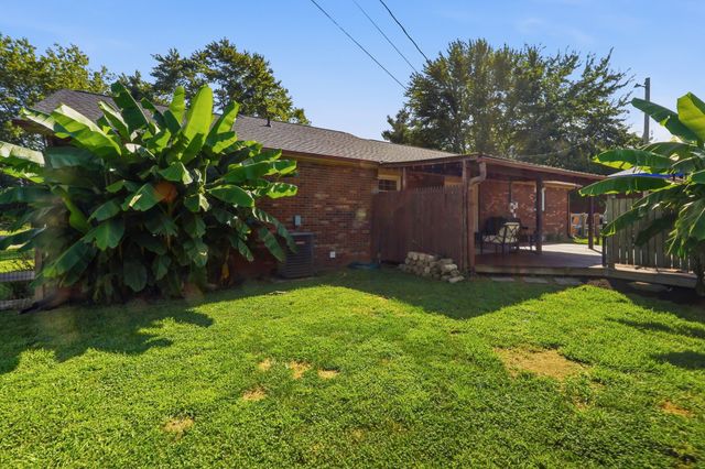 800 Old Gallatin Rd, Portland, TN 37148