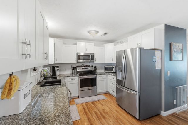 800 Old Gallatin Rd, Portland, TN 37148