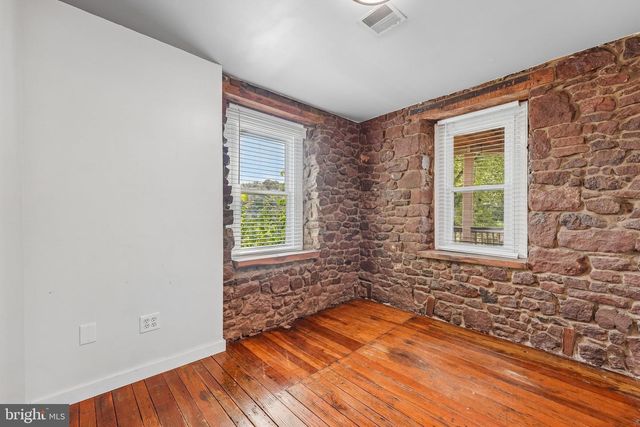 136 SOUDER RD, Royersford, PA 19468