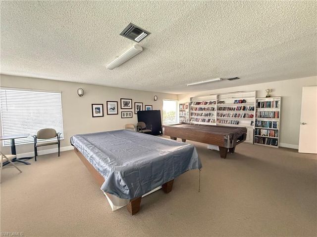 1087 Forest Lakes DR 306, Naples, FL 34105