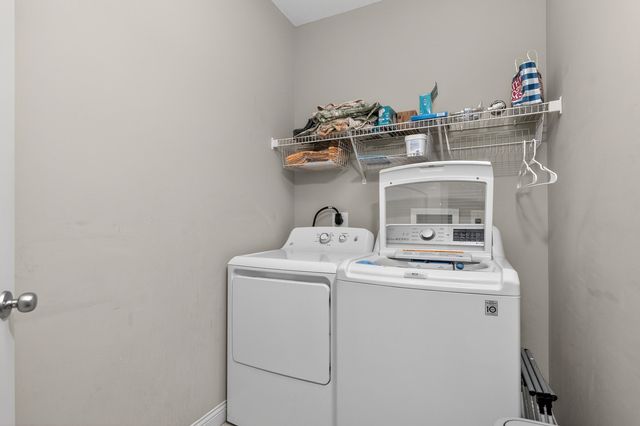 1861 Quarry Oaks Drive, Florence, KY 41042