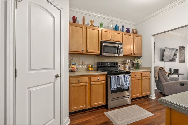 1861 Quarry Oaks Drive, Florence, KY 41042