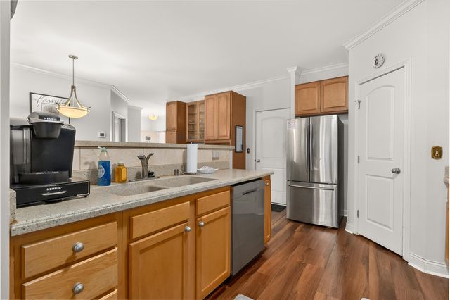 1861 Quarry Oaks Drive, Florence, KY 41042
