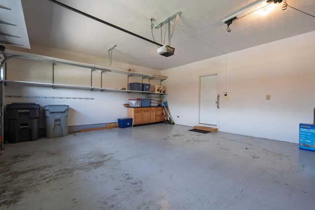 1861 Quarry Oaks Drive, Florence, KY 41042