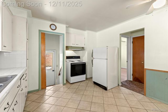 680 Lincoln Street, Lapeer, MI 48446