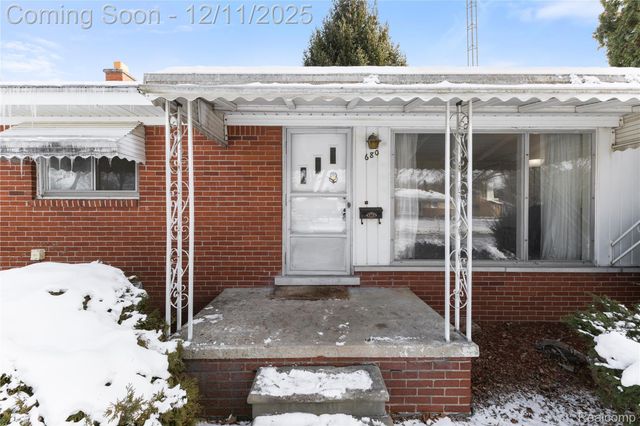 680 Lincoln Street, Lapeer, MI 48446