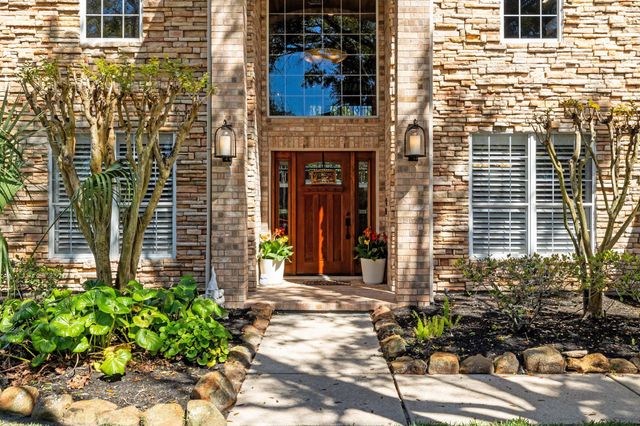 2823 Irvington Drive, Pearland, TX 77584