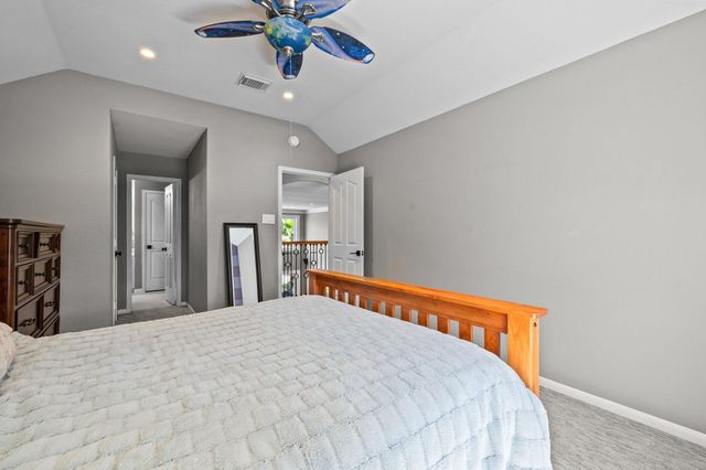 2823 Irvington Drive, Pearland, TX 77584