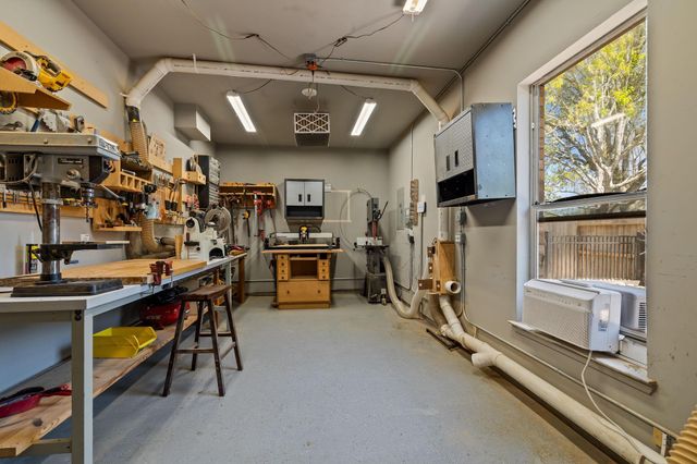 2823 Irvington Drive, Pearland, TX 77584