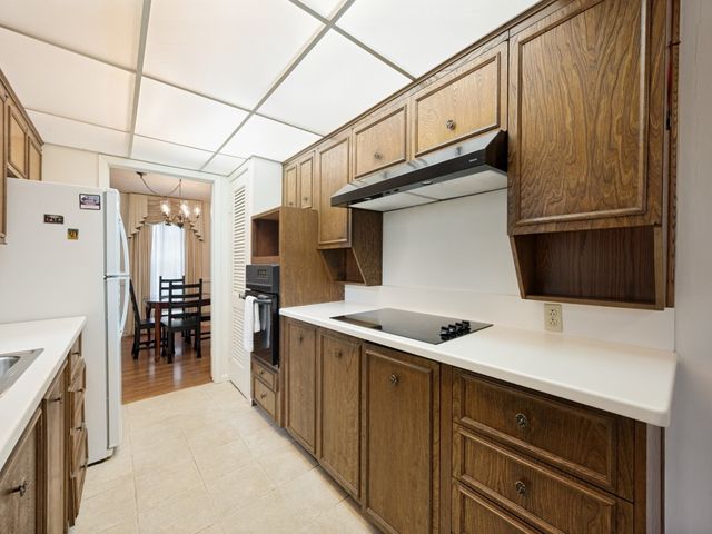 3818 Twin Falls Street, Irving, TX 75062