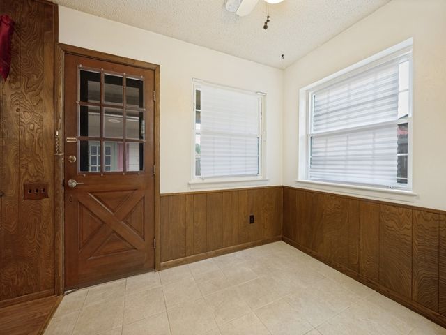 3818 Twin Falls Street, Irving, TX 75062