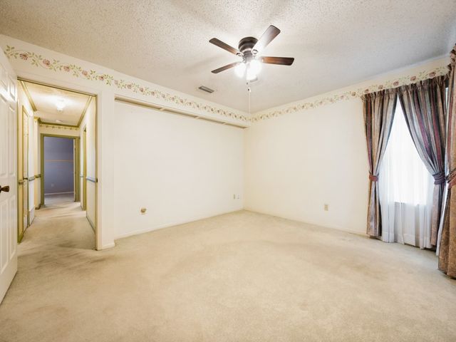 3818 Twin Falls Street, Irving, TX 75062