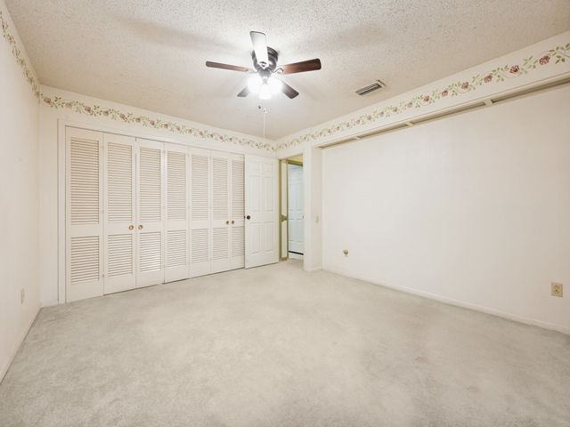 3818 Twin Falls Street, Irving, TX 75062