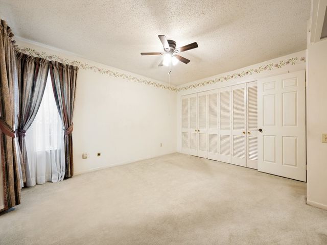 3818 Twin Falls Street, Irving, TX 75062