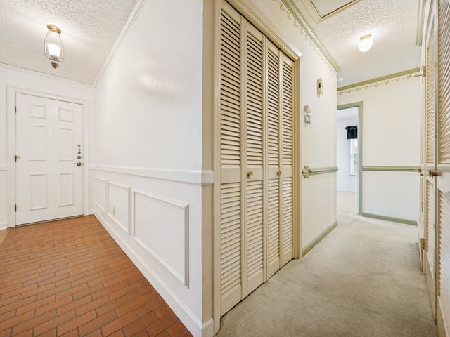 3818 Twin Falls Street, Irving, TX 75062