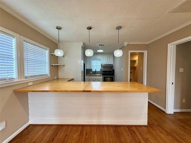 2519 Paul Quinn Street, Houston, TX 77091