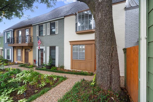 11550 Chimney Rock Road 521, Houston, TX 77035