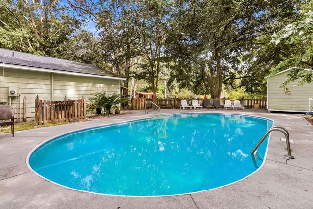 7971 Highway 162, Hollywood, SC 29449