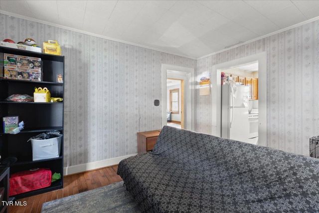 2409 Watauga Road, Johnson City, TN 37601