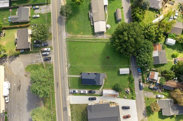2409 Watauga Road, Johnson City, TN 37601