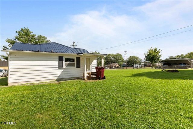 2409 Watauga Road, Johnson City, TN 37601