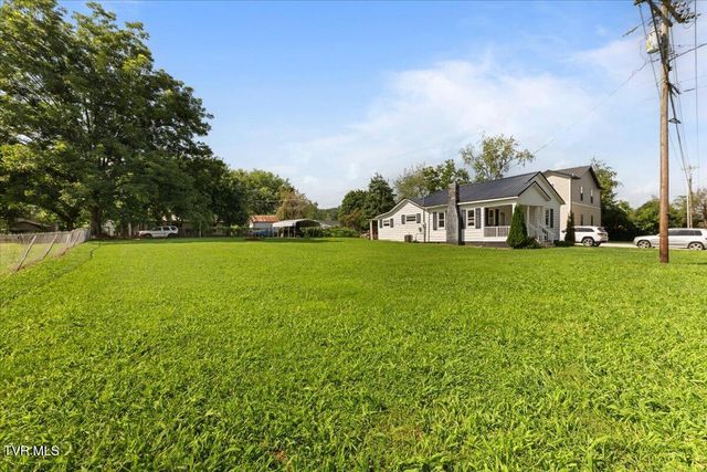 2409 Watauga Road, Johnson City, TN 37601