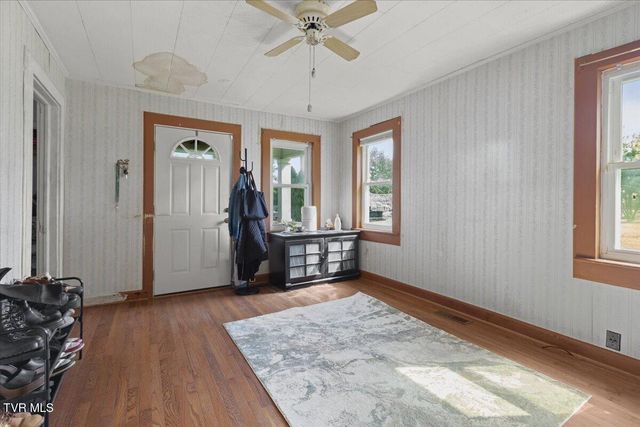2409 Watauga Road, Johnson City, TN 37601