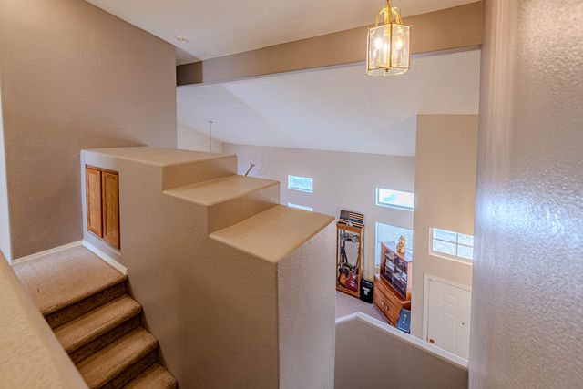 7068 Husky Drive NE, Rio Rancho, NM 87144