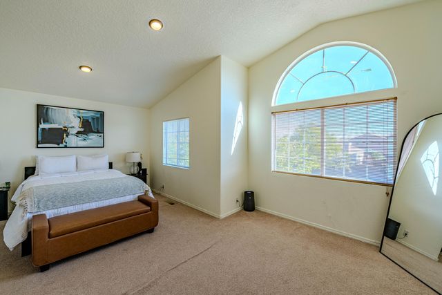 7068 Husky Drive NE, Rio Rancho, NM 87144