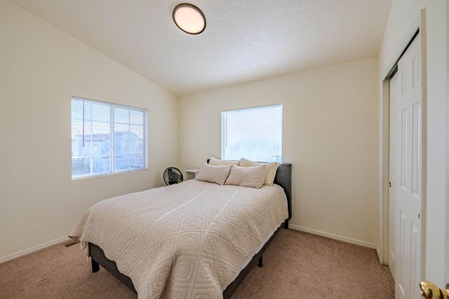 7068 Husky Drive NE, Rio Rancho, NM 87144