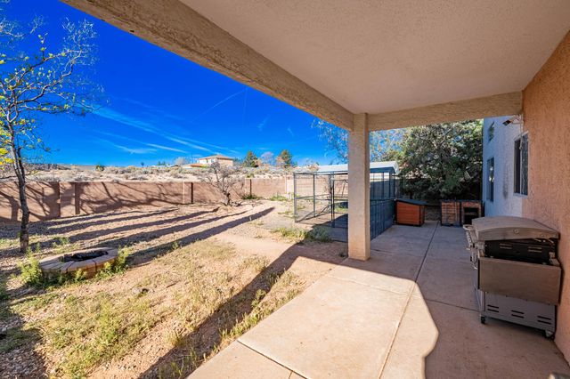 7068 Husky Drive NE, Rio Rancho, NM 87144