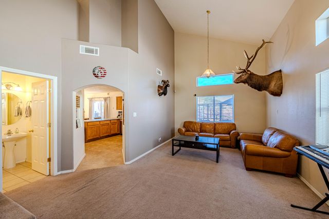 7068 Husky Drive NE, Rio Rancho, NM 87144