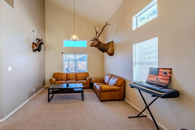 7068 Husky Drive NE, Rio Rancho, NM 87144