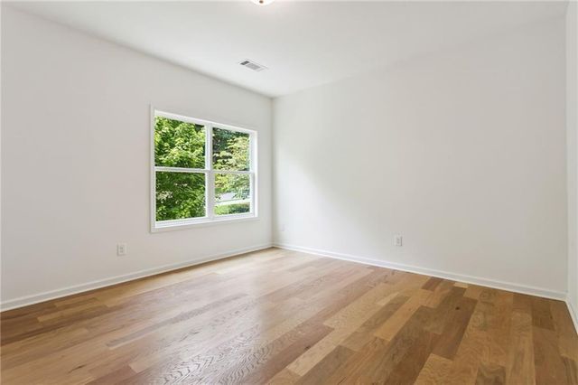 112 Cottage Gate Lane, Roswell, GA 30076