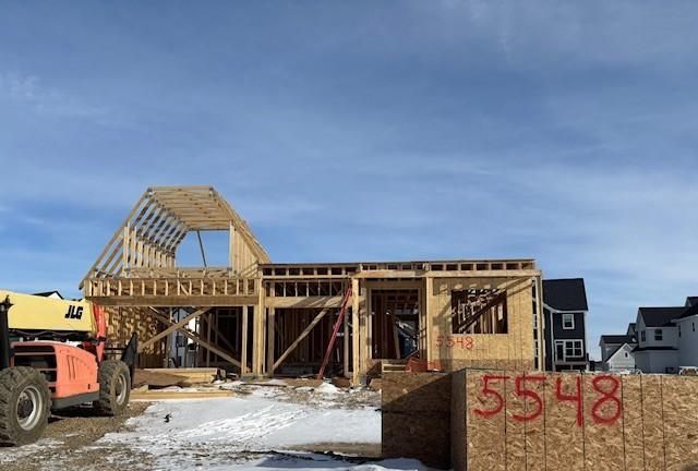 5548 Rolling Hills Parkway, Victoria, MN 55318