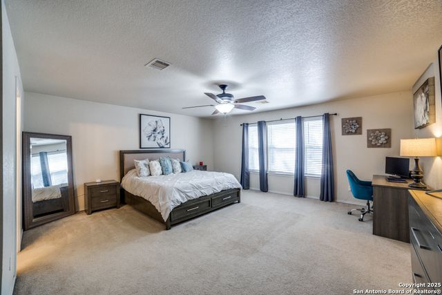 10323 Medio, San Antonio, TX 78245