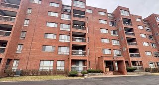 701 Forum Square 102, Glenview, IL 60025