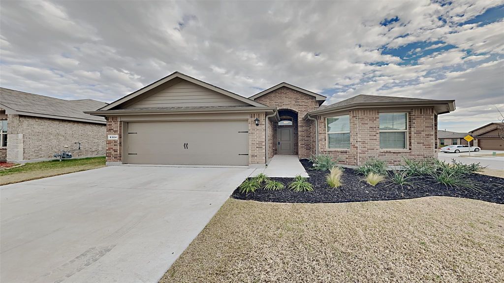 8304 Burma Drive, Fort Worth, TX 76131
