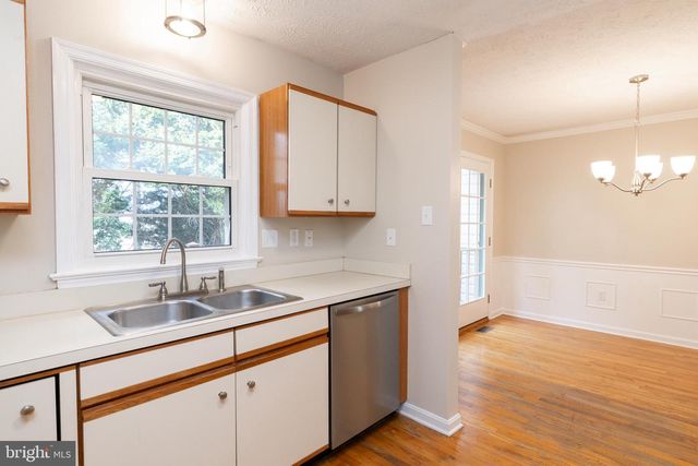 218 TUDOR DR, Winchester, VA 22603