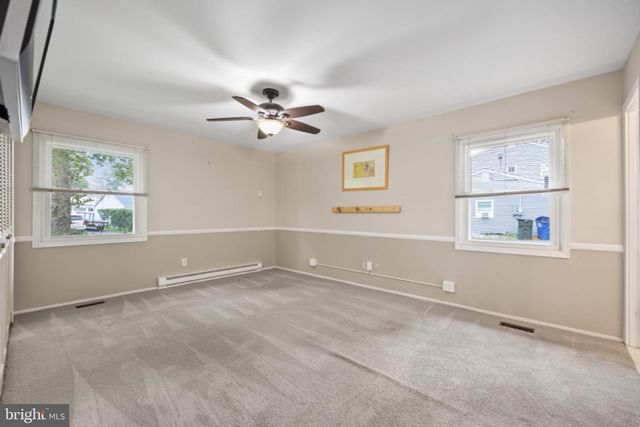 38 NORTHGATE LN, Willingborough, NJ 08046