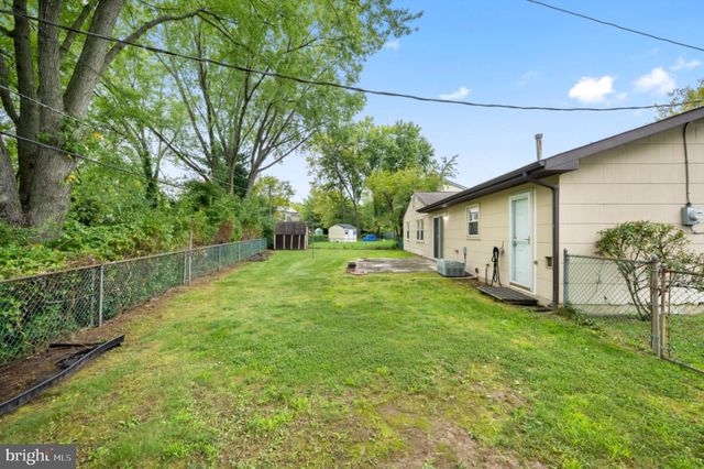38 NORTHGATE LN, Willingborough, NJ 08046
