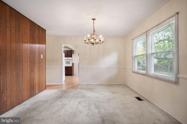 38 NORTHGATE LN, Willingborough, NJ 08046