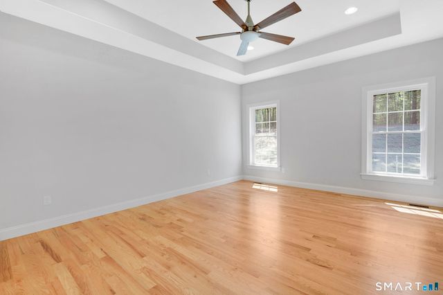 35 Liberty Lane, Enfield, CT 06082