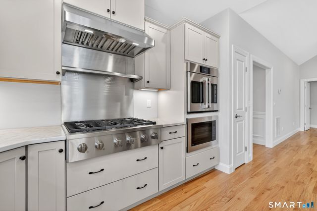 35 Liberty Lane, Enfield, CT 06082