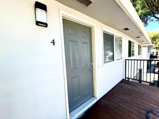 5703 Playa Del Rey 4, San Jose, CA 95123